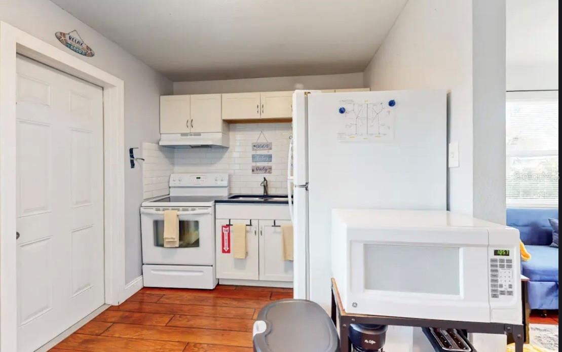 Image 7 of 28 For 726 Stremma Road