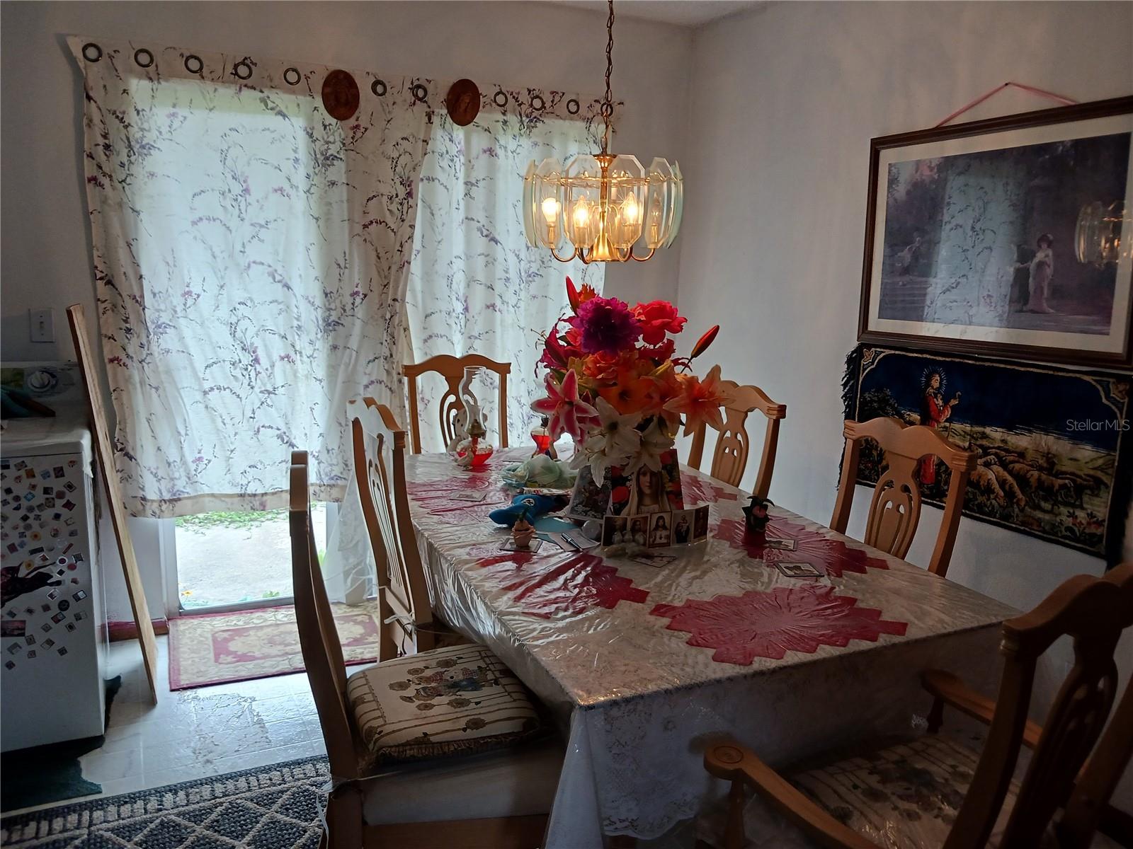 Image 2 of 6 For 325 Elizabeth Avenue