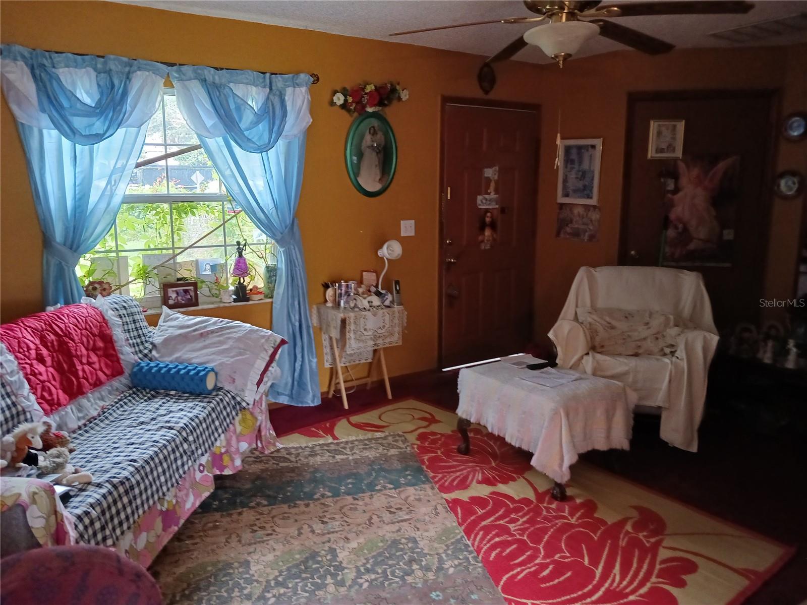 Image 4 of 6 For 325 Elizabeth Avenue