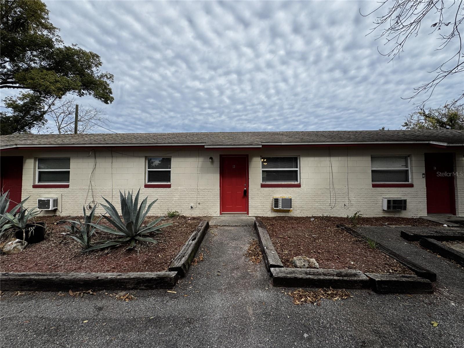 Details for 2100 South Street B, LEESBURG, FL 34748