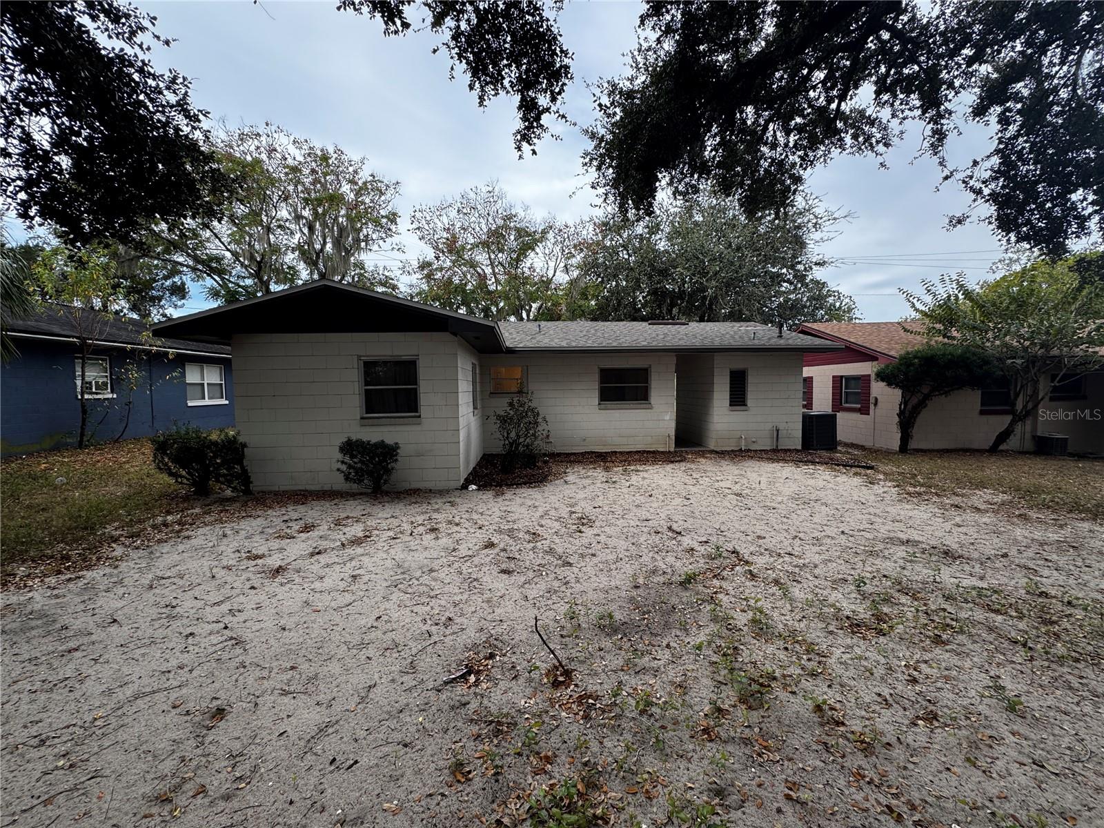 Image 13 of 13 For 716 Mccormack Street