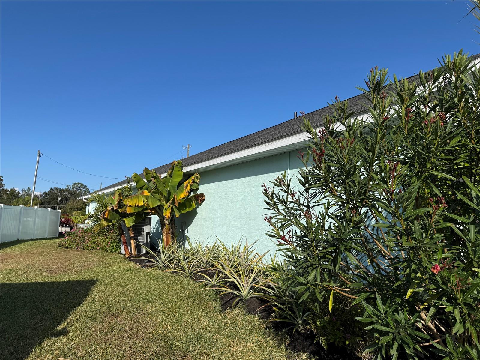 Image 30 of 42 For 33635 Jeffery Court