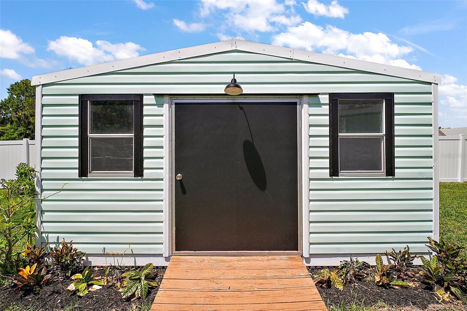 Image 37 of 42 For 33635 Jeffery Court