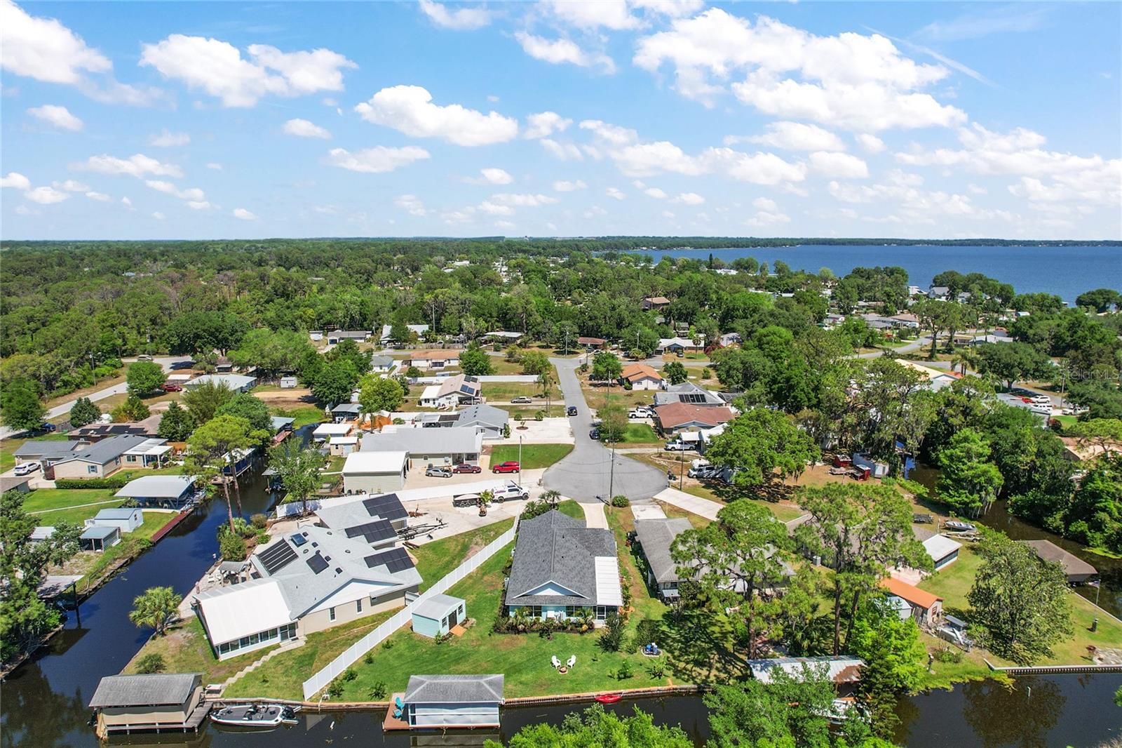 Image 4 of 42 For 33635 Jeffery Court