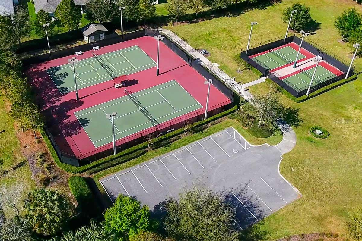 Image 23 of 27 For 27143 Roanoke Drive