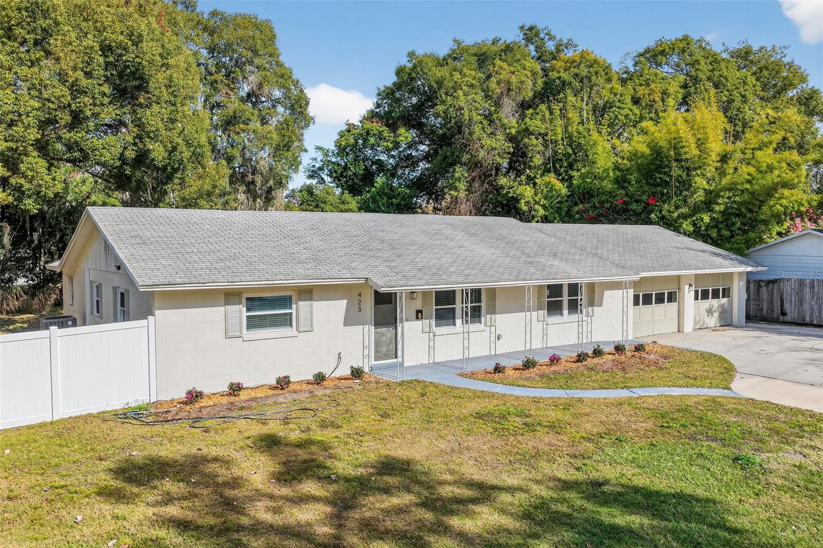 Image 2 of 40 For 423 10th Avenue