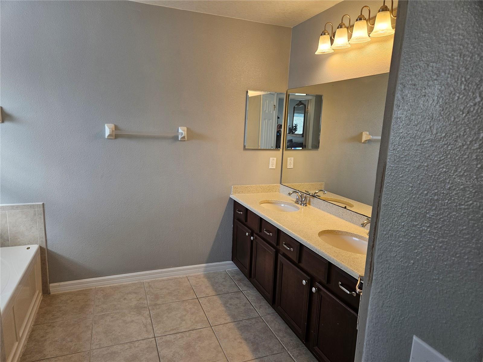 Image 17 of 26 For 20946 Sullivan Ranch Boulevard