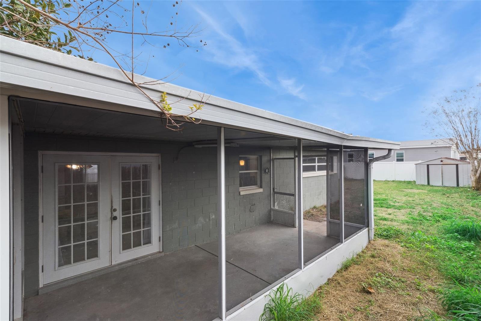 Image 19 of 21 For 21 Cayman Circle