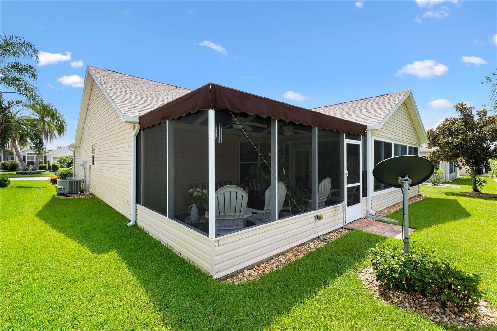 Image 33 of 39 For 1884 Poppy Circle