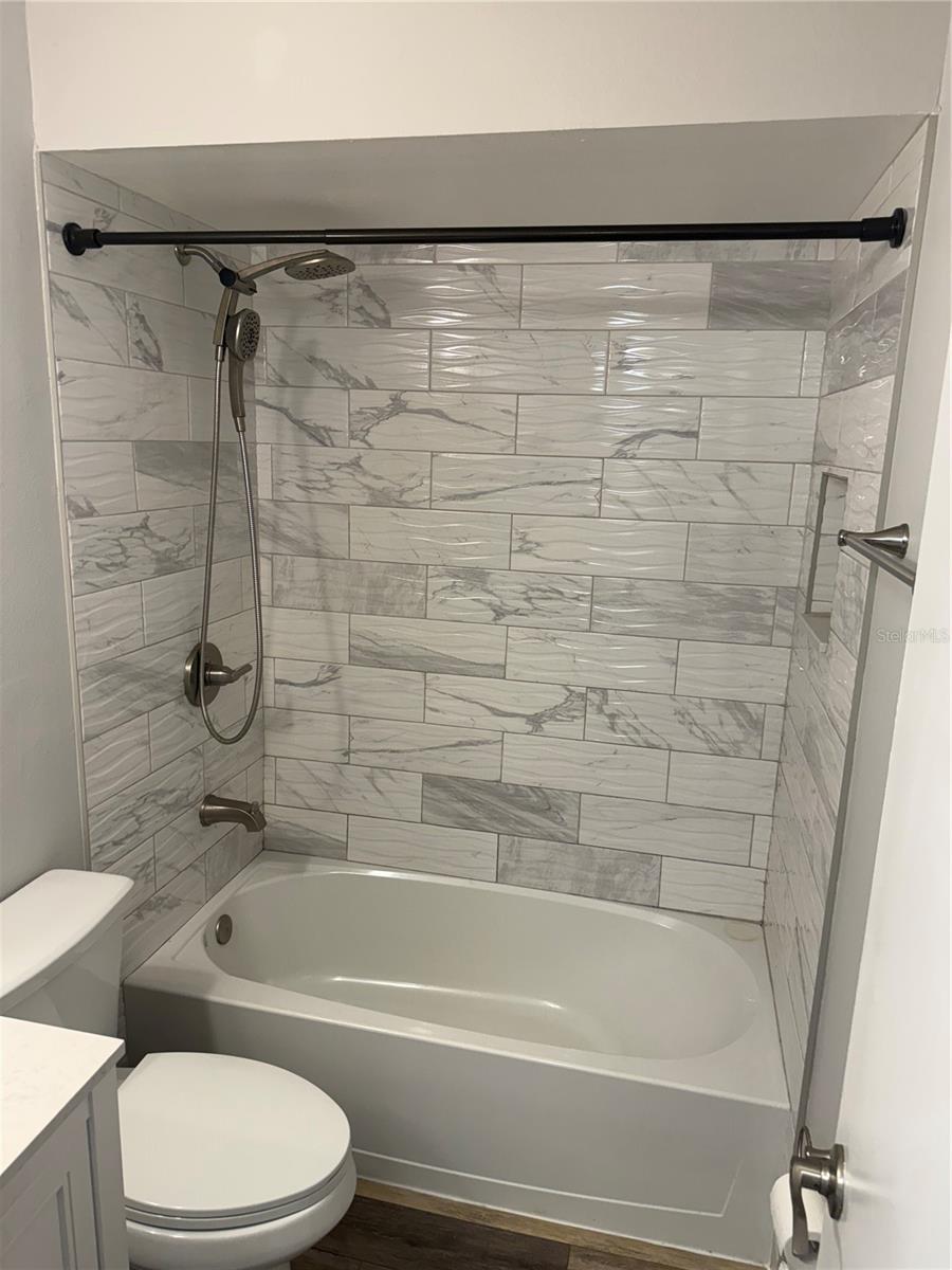 Image 14 of 21 For 2452 Enterprise Road 29