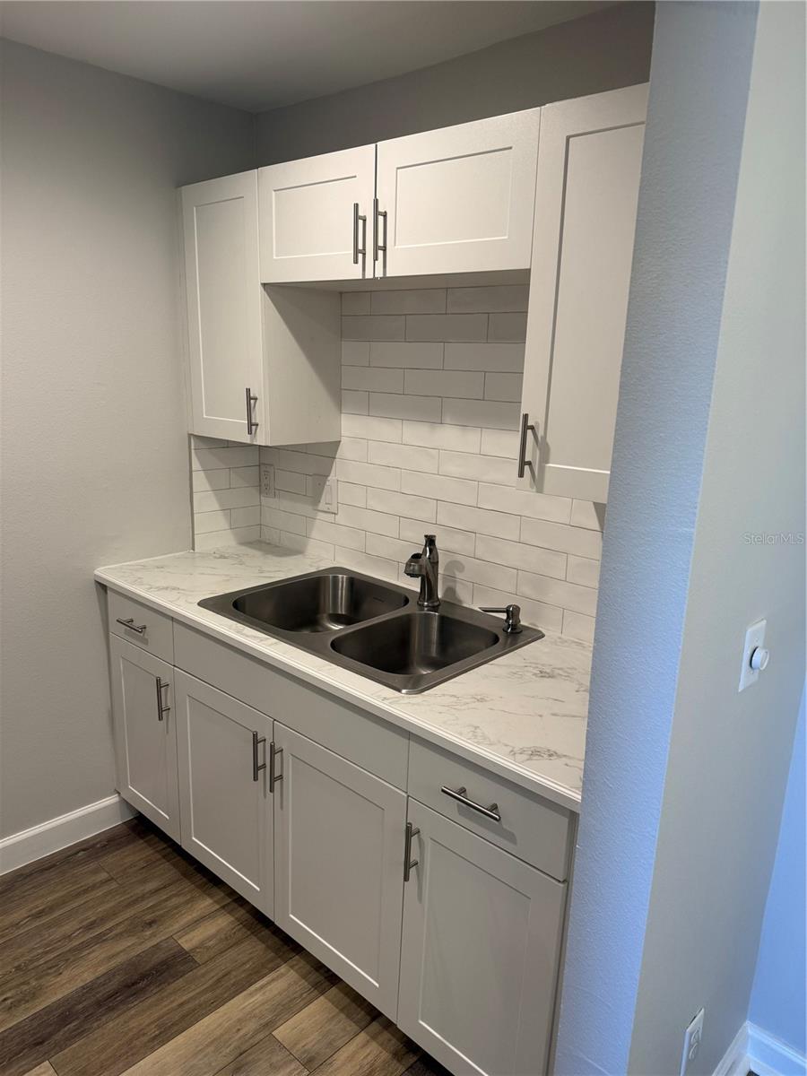 Image 17 of 21 For 2452 Enterprise Road 29