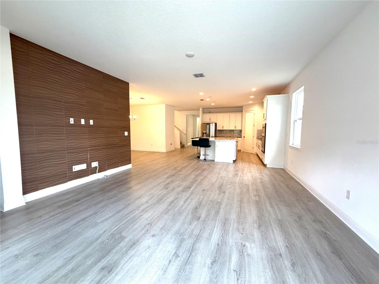 Image 16 of 47 For 15050 Lake Bessie Loop