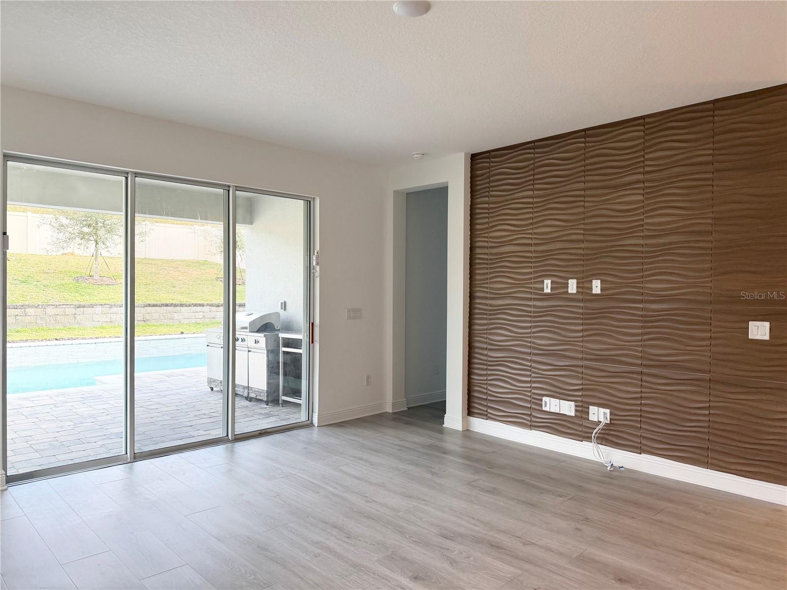 Image 18 of 47 For 15050 Lake Bessie Loop