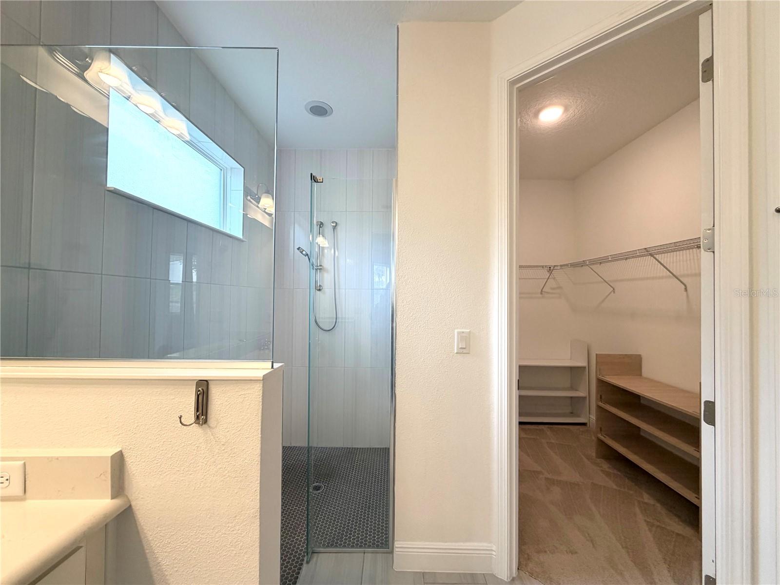 Image 23 of 47 For 15050 Lake Bessie Loop