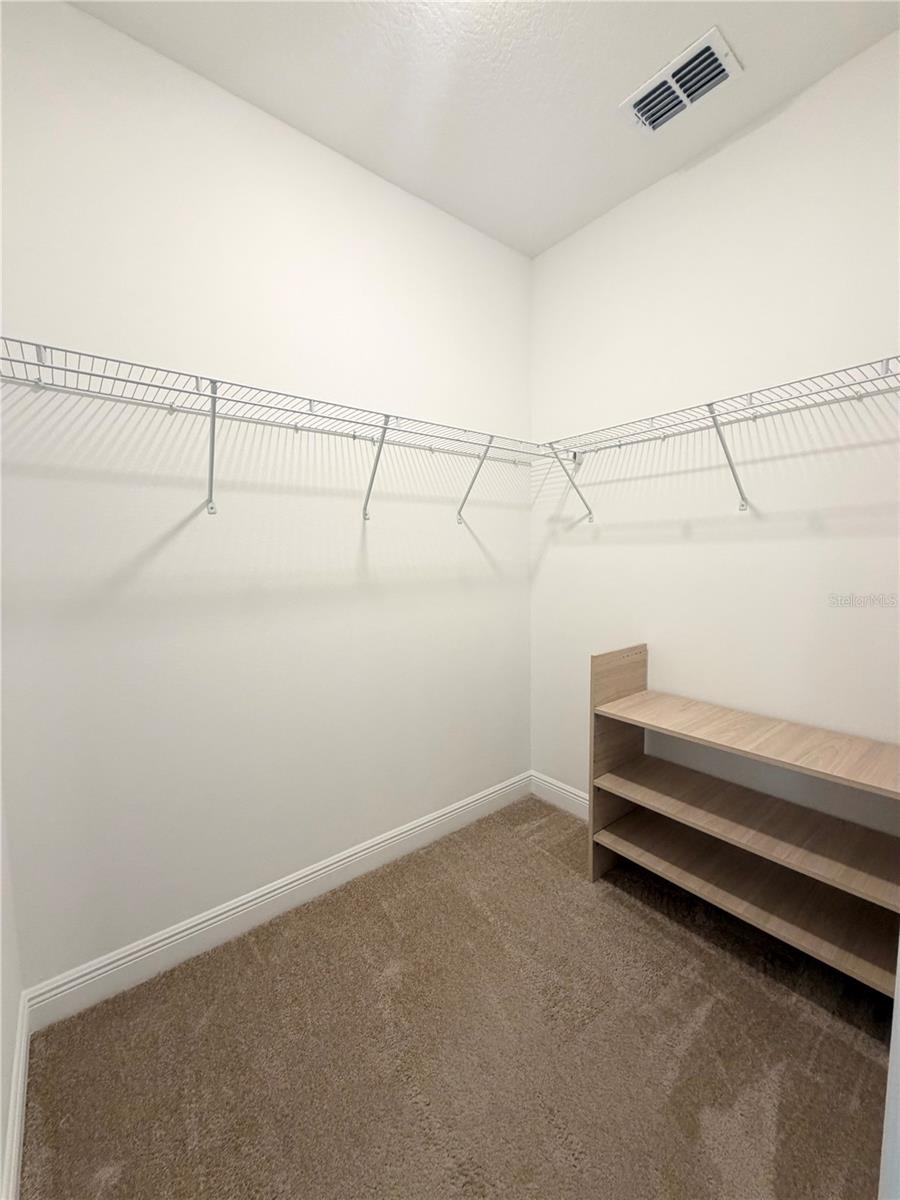 Image 26 of 47 For 15050 Lake Bessie Loop