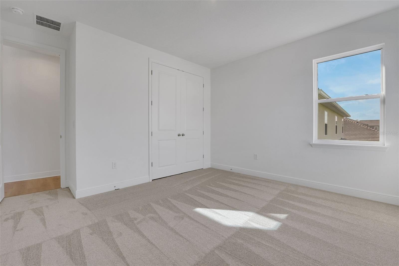 Image 10 of 51 For 14354 Crest Palm Avenue