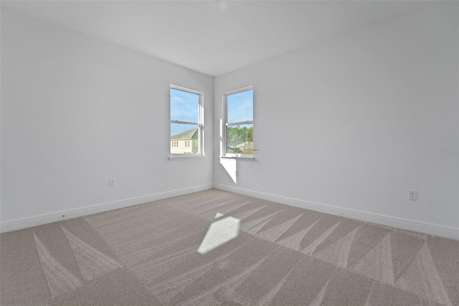 Image 11 of 51 For 14354 Crest Palm Avenue