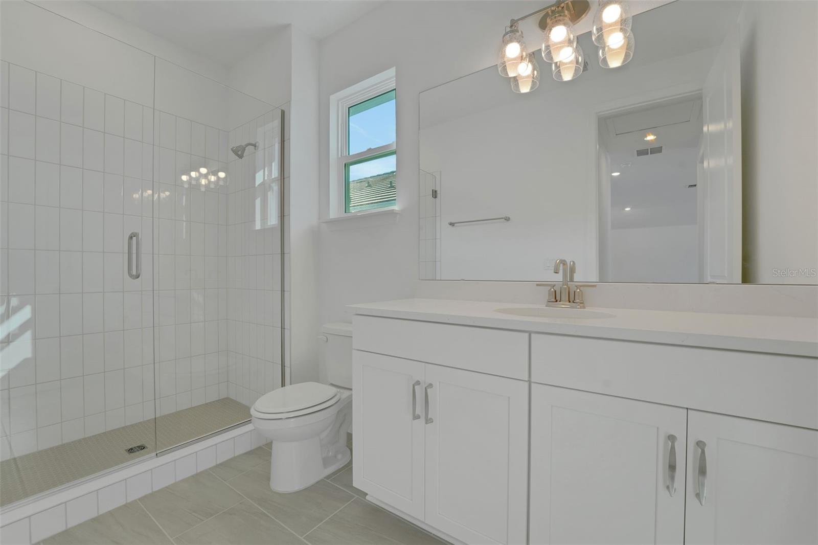 Image 12 of 51 For 14354 Crest Palm Avenue