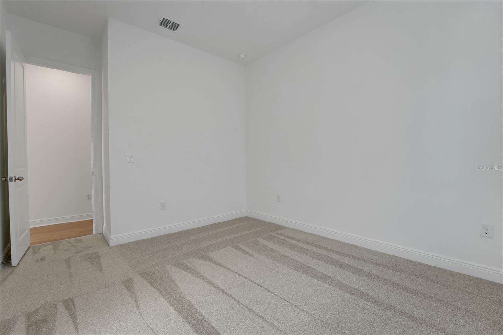 Image 28 of 51 For 14354 Crest Palm Avenue