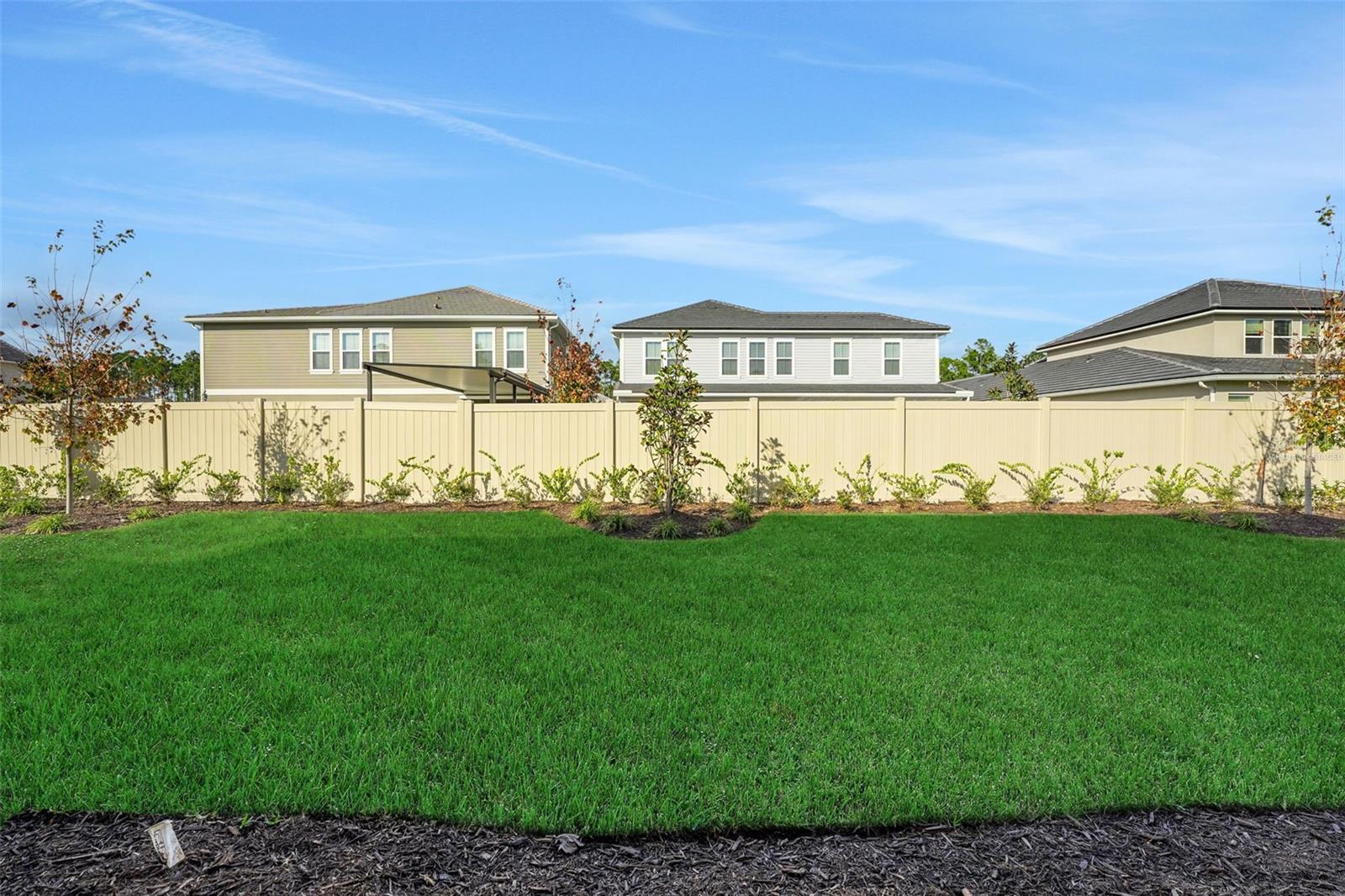 Image 5 of 51 For 14354 Crest Palm Avenue