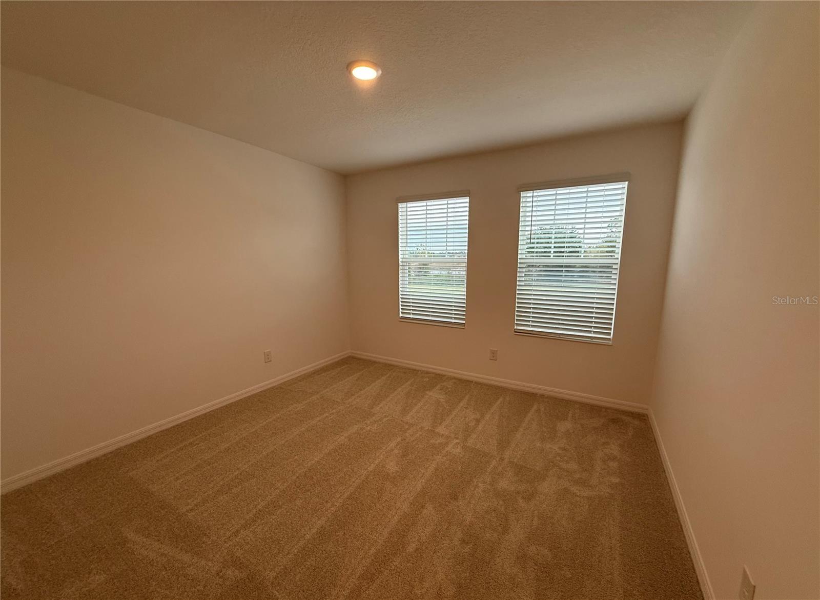 Image 12 of 19 For 215 Glass Onion Drive