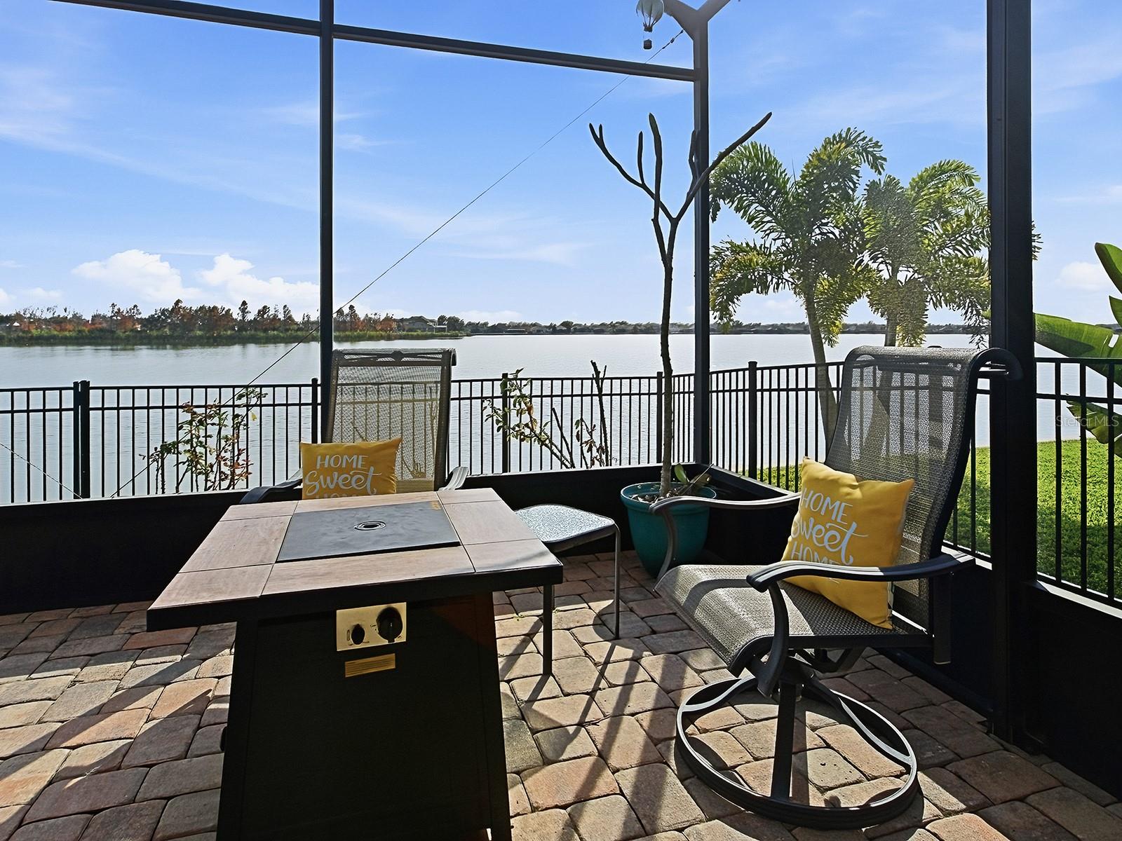 Image 20 of 76 For 417 Blue Cypress Drive