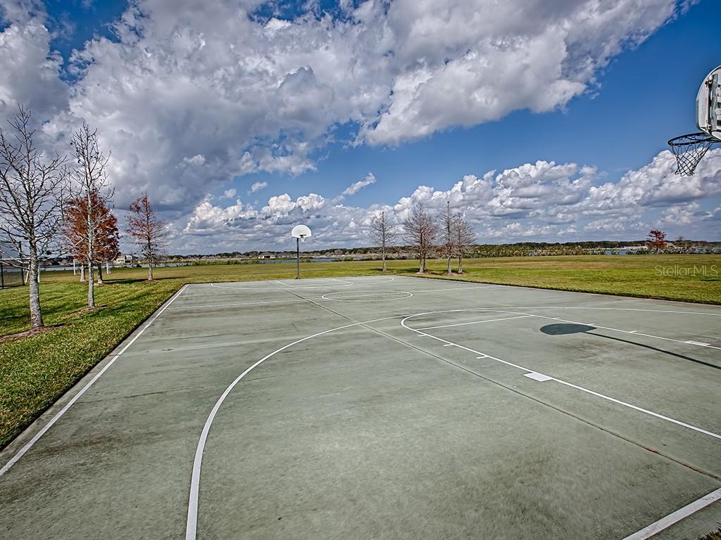 Image 70 of 76 For 417 Blue Cypress Drive