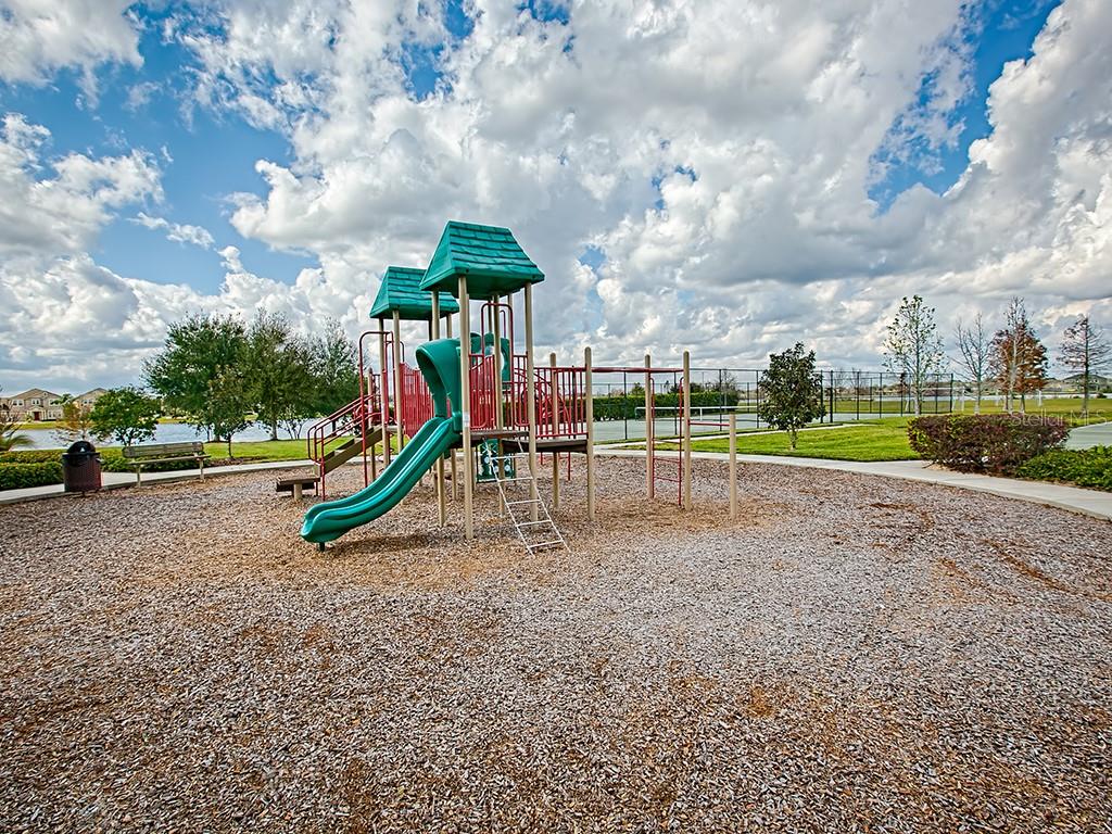 Image 73 of 76 For 417 Blue Cypress Drive