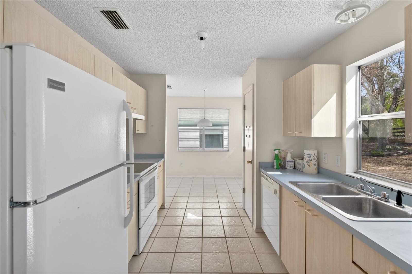 Image 11 of 28 For 242 Juarez Way