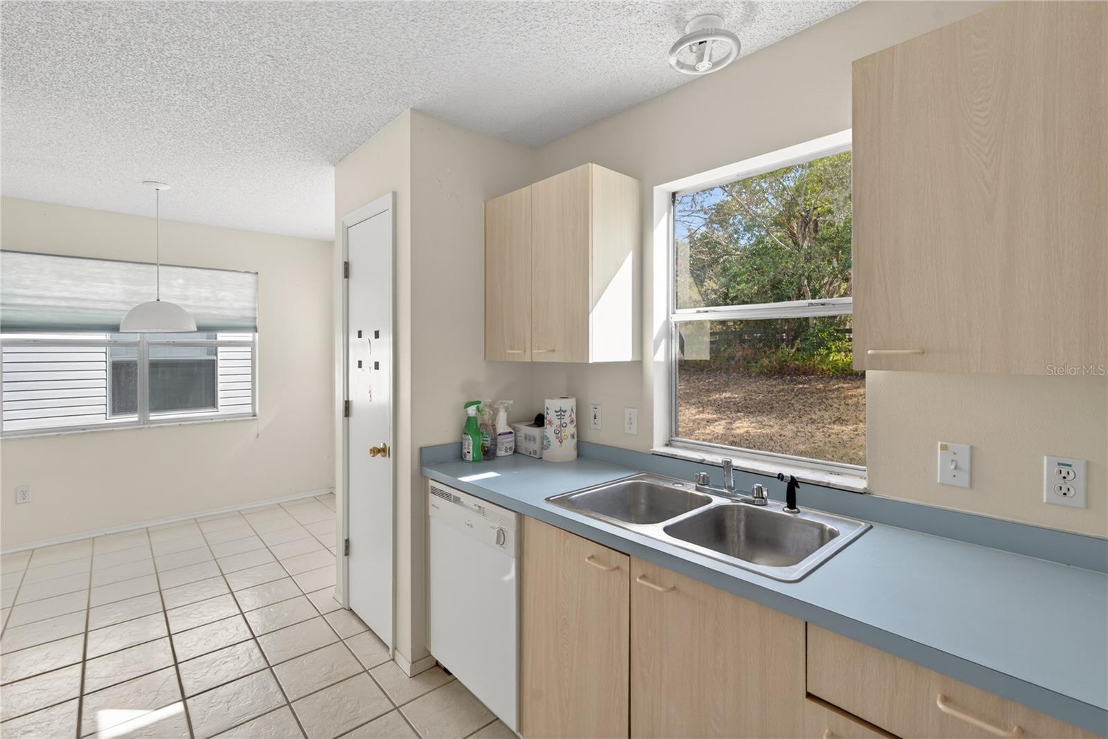 Image 12 of 28 For 242 Juarez Way