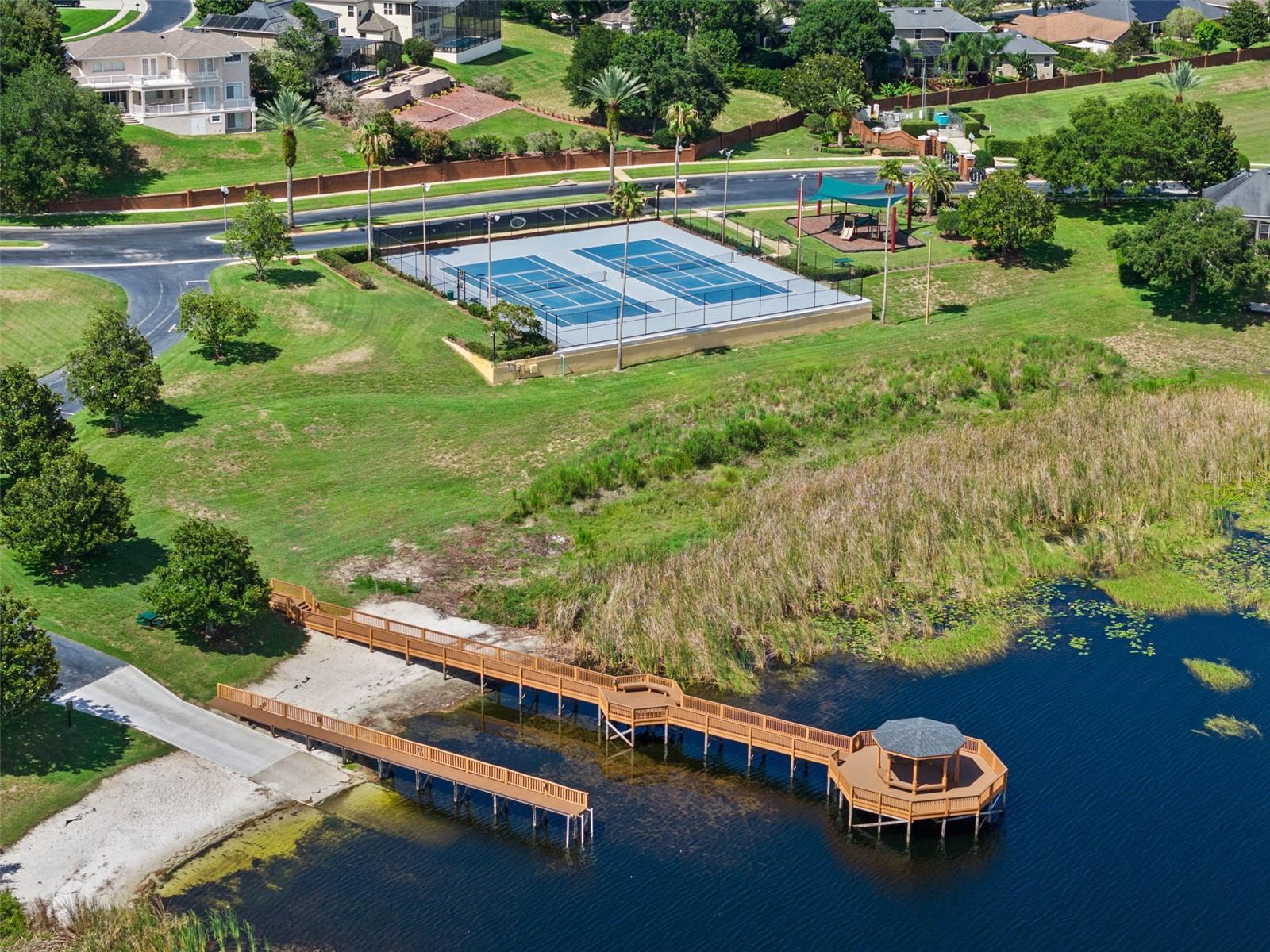 Image 36 of 42 For 13216 Fountainbleau Drive