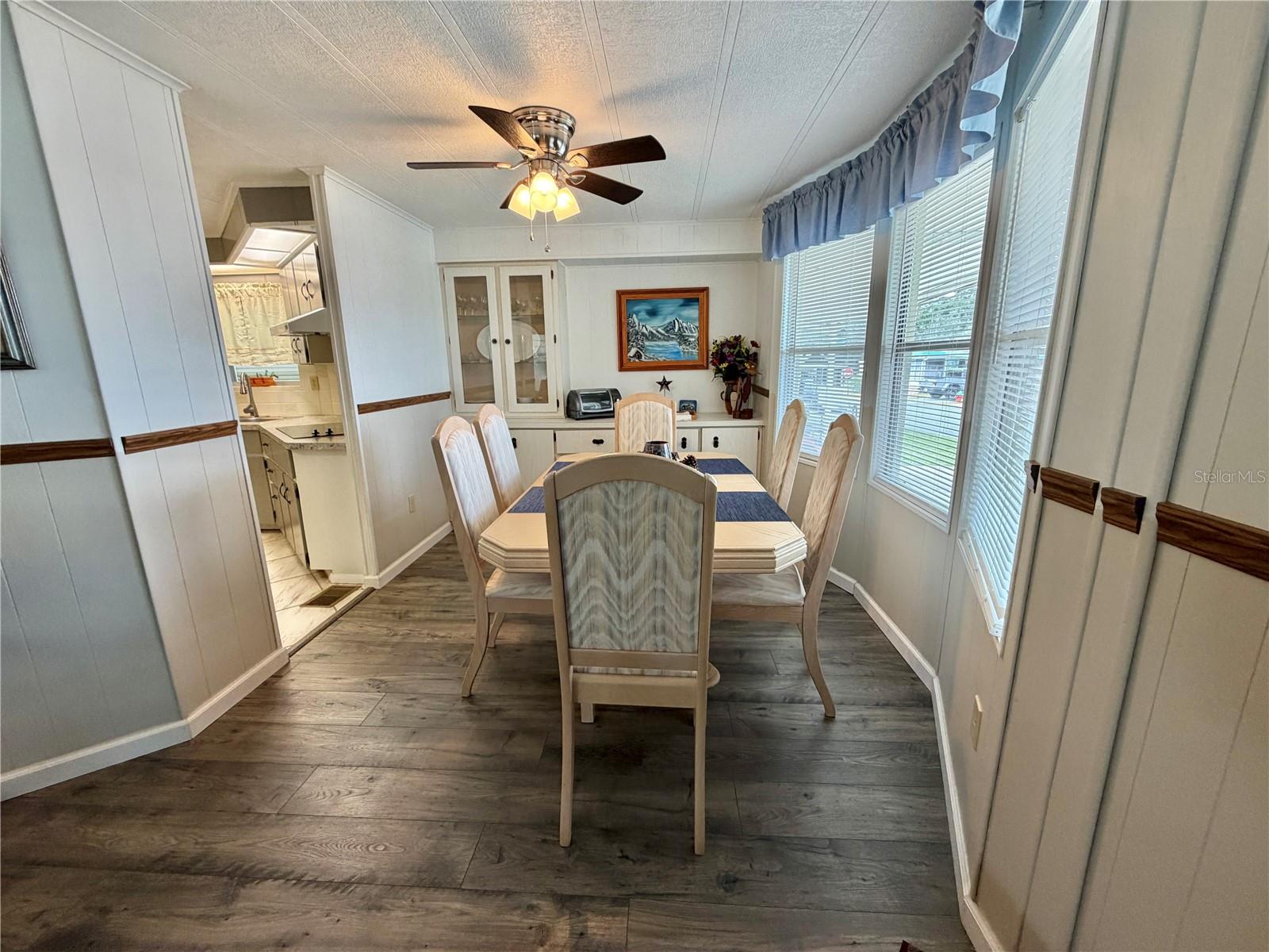 Image 19 of 46 For 188 Hibiscus Way