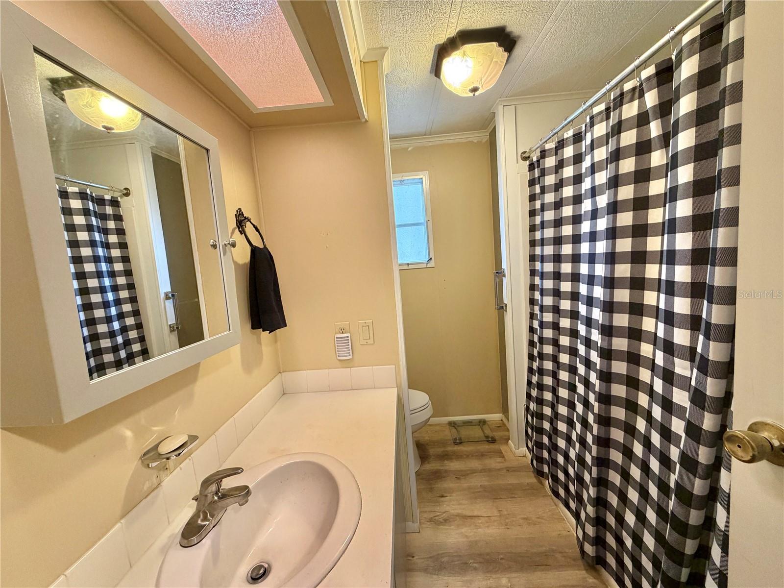 Image 25 of 46 For 188 Hibiscus Way