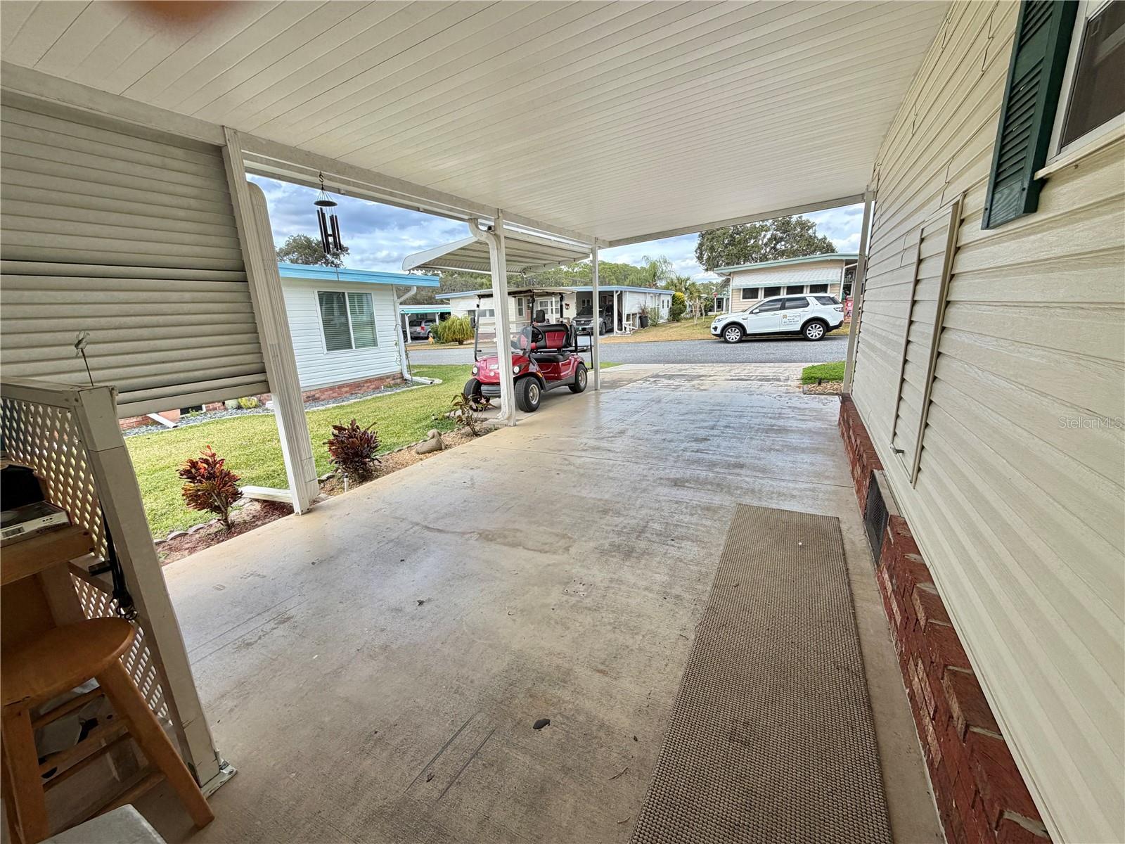 Image 37 of 46 For 188 Hibiscus Way