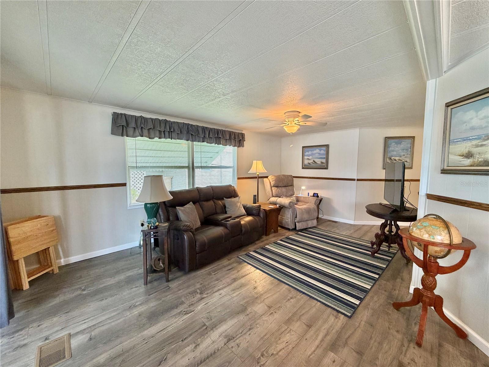 Image 6 of 46 For 188 Hibiscus Way