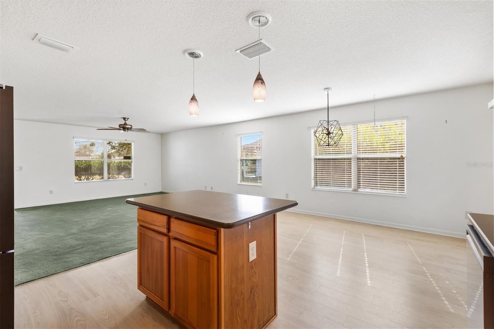 Image 12 of 35 For 2429 Hopespring Loop