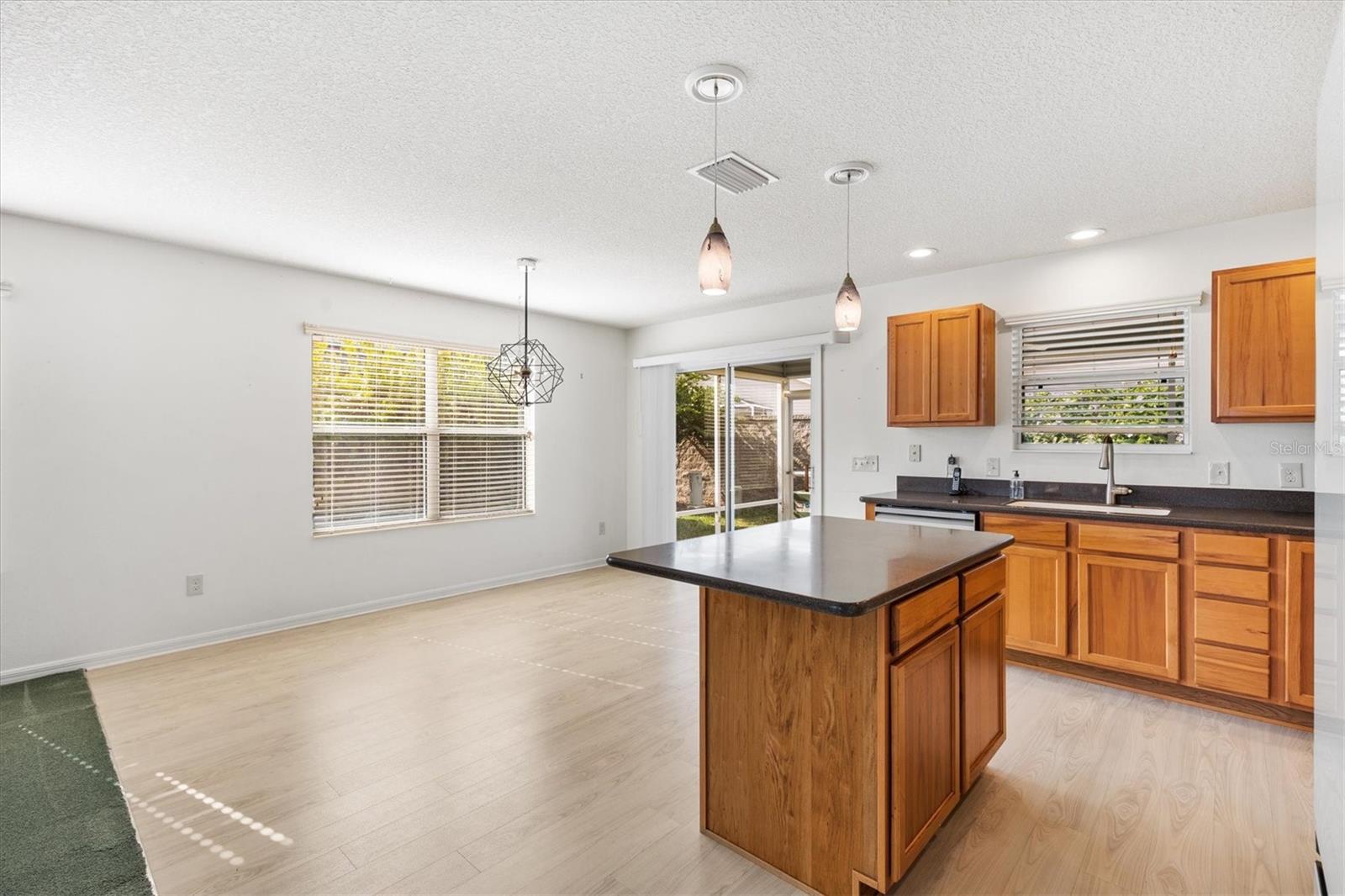 Image 13 of 35 For 2429 Hopespring Loop