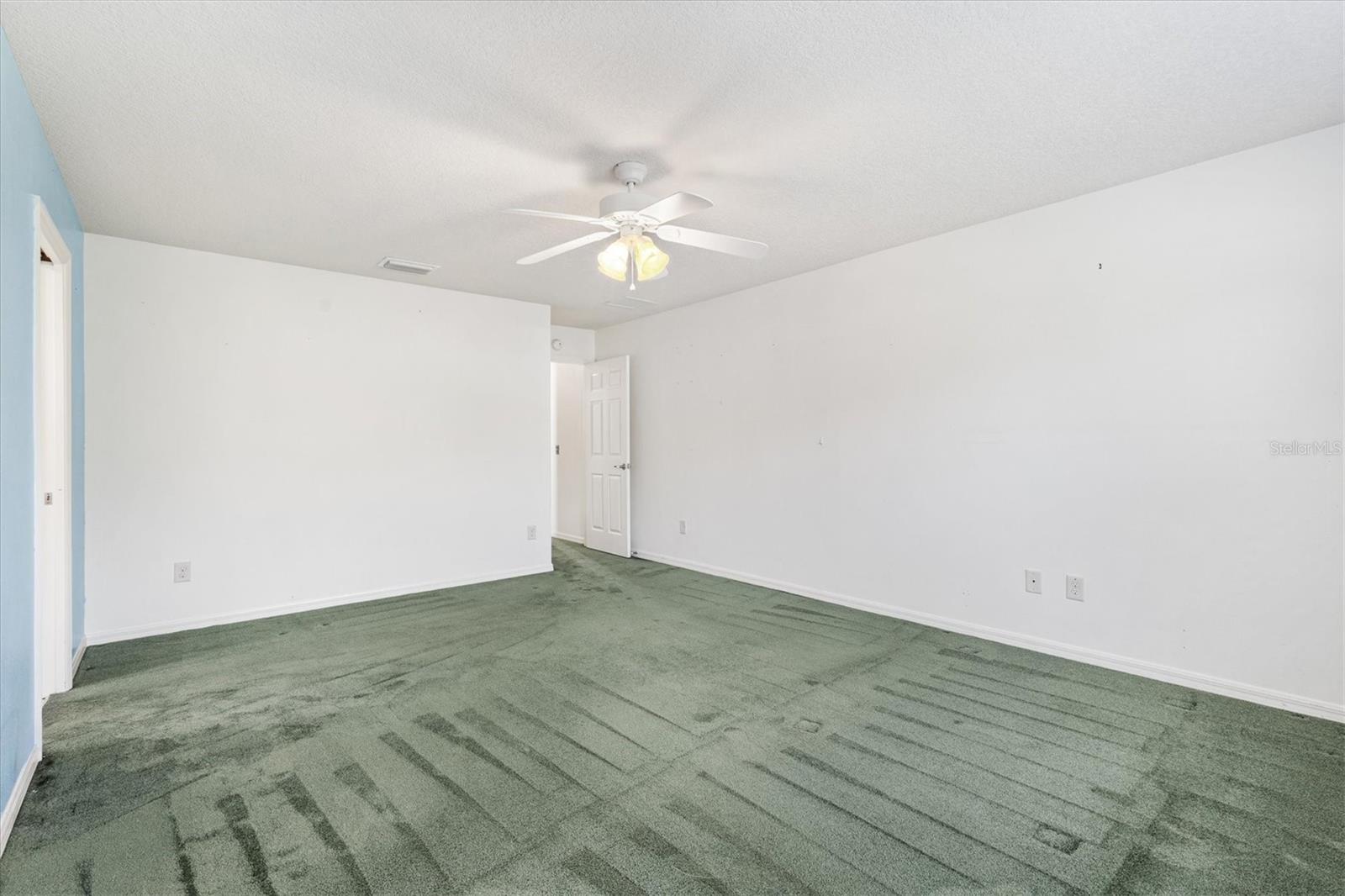 Image 15 of 35 For 2429 Hopespring Loop