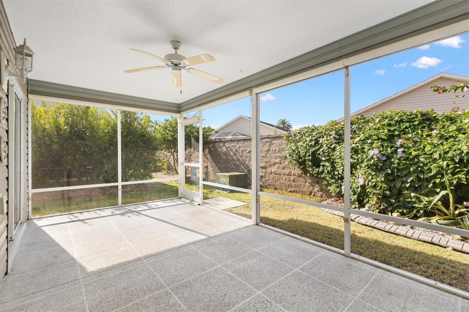 Image 23 of 35 For 2429 Hopespring Loop