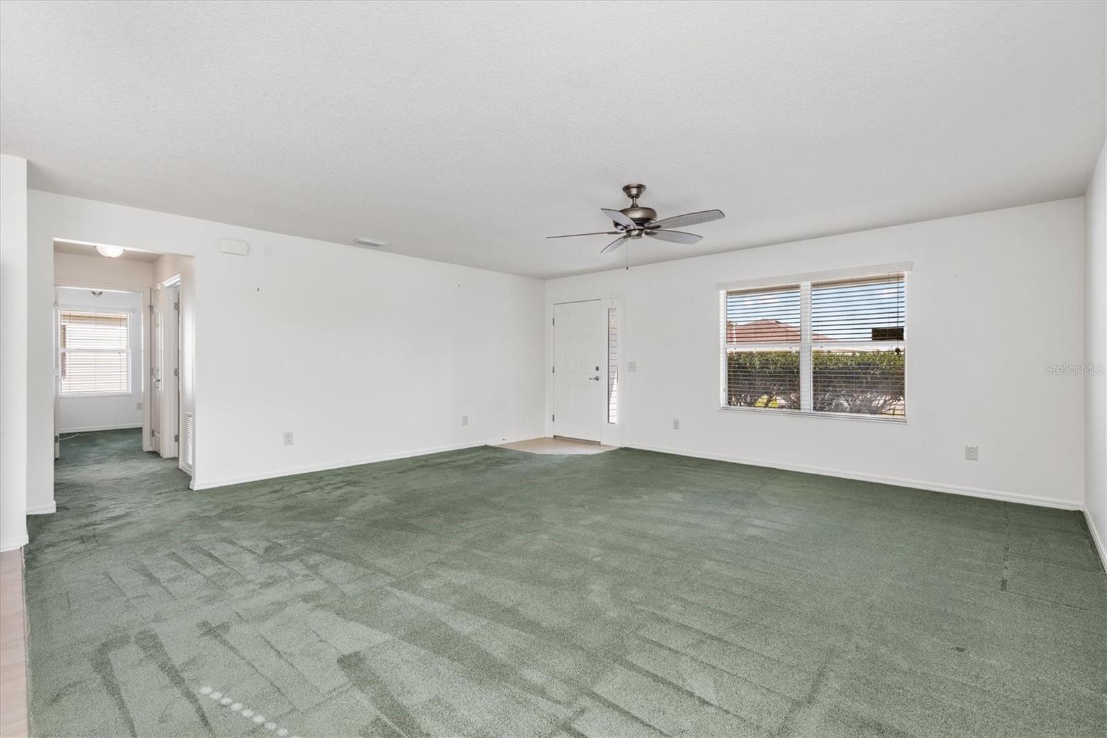 Image 7 of 35 For 2429 Hopespring Loop