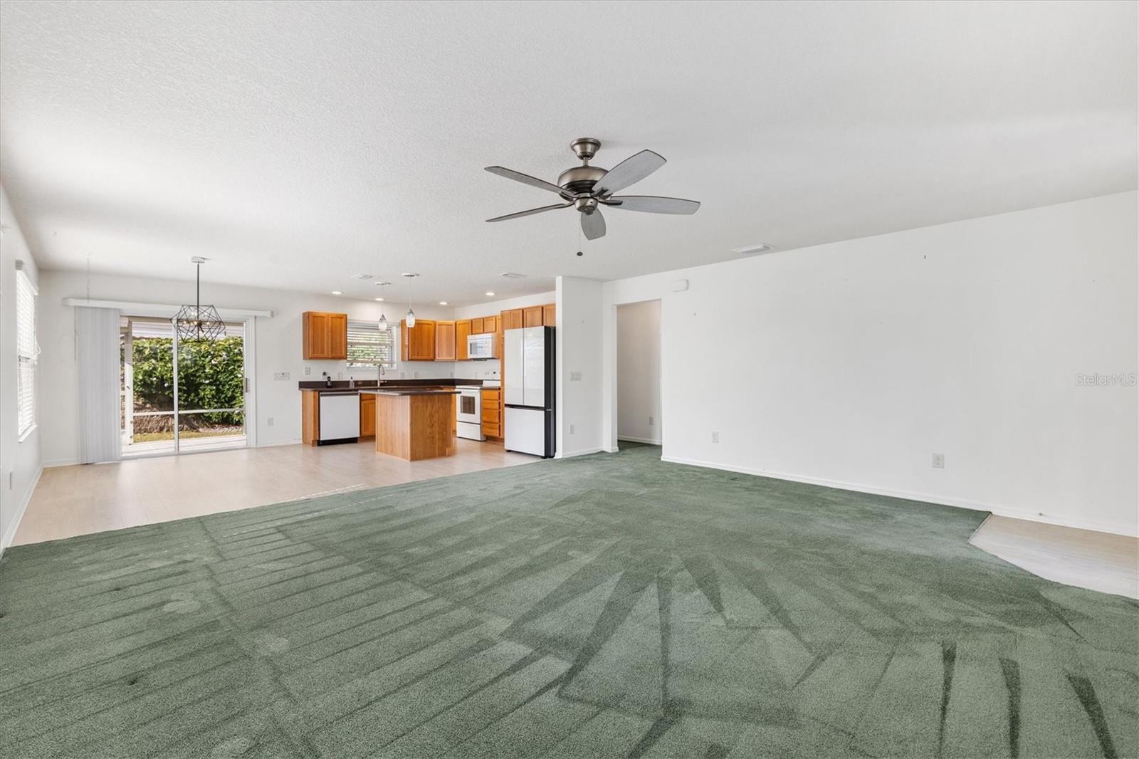 Image 8 of 35 For 2429 Hopespring Loop