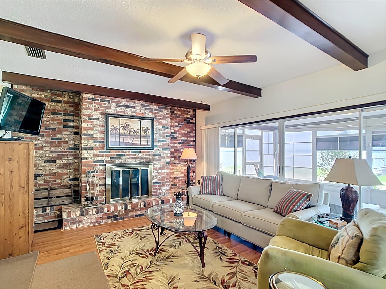 Image 34 of 83 For 33620 Picciola Drive