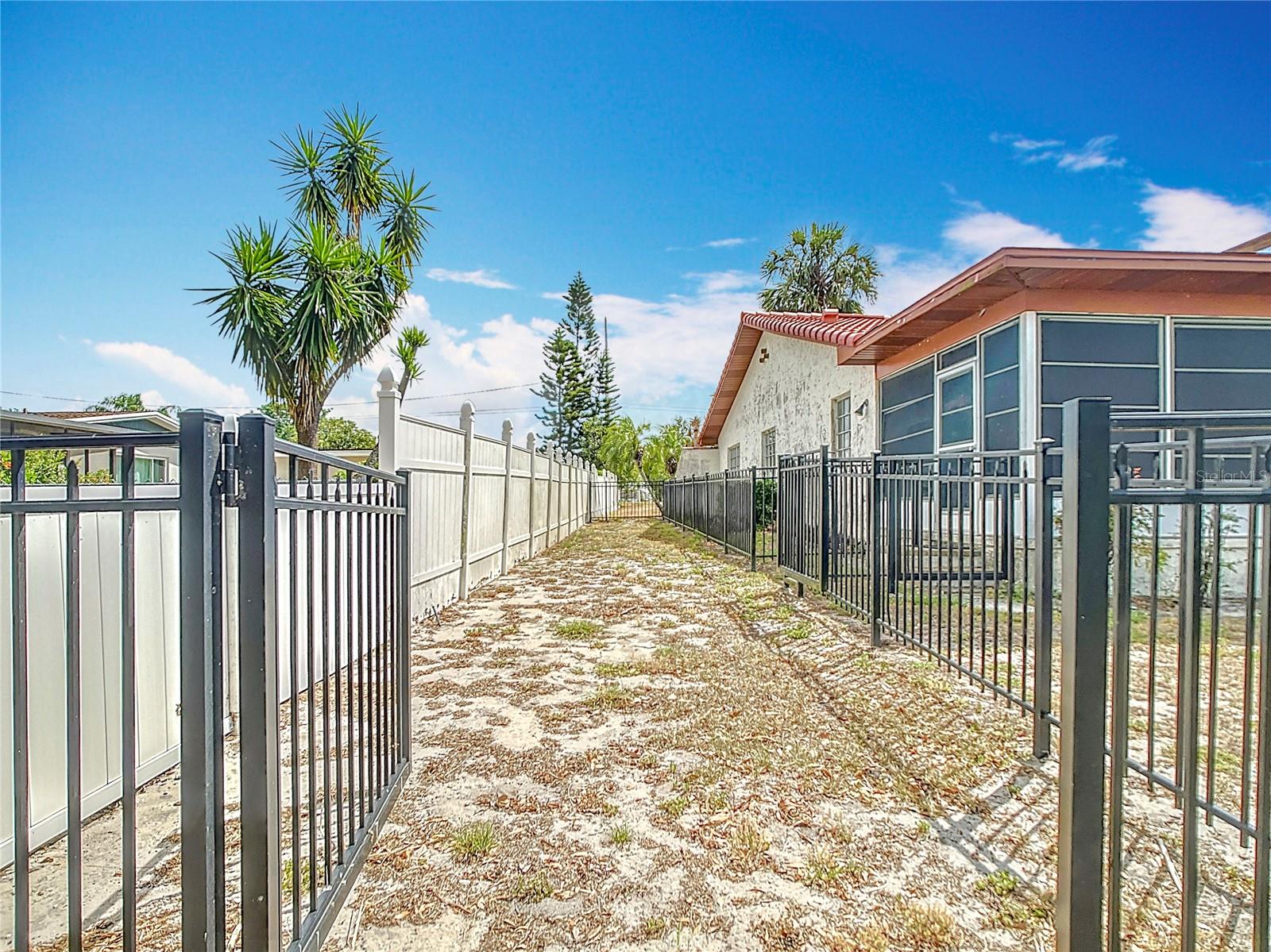 Image 59 of 83 For 33620 Picciola Drive