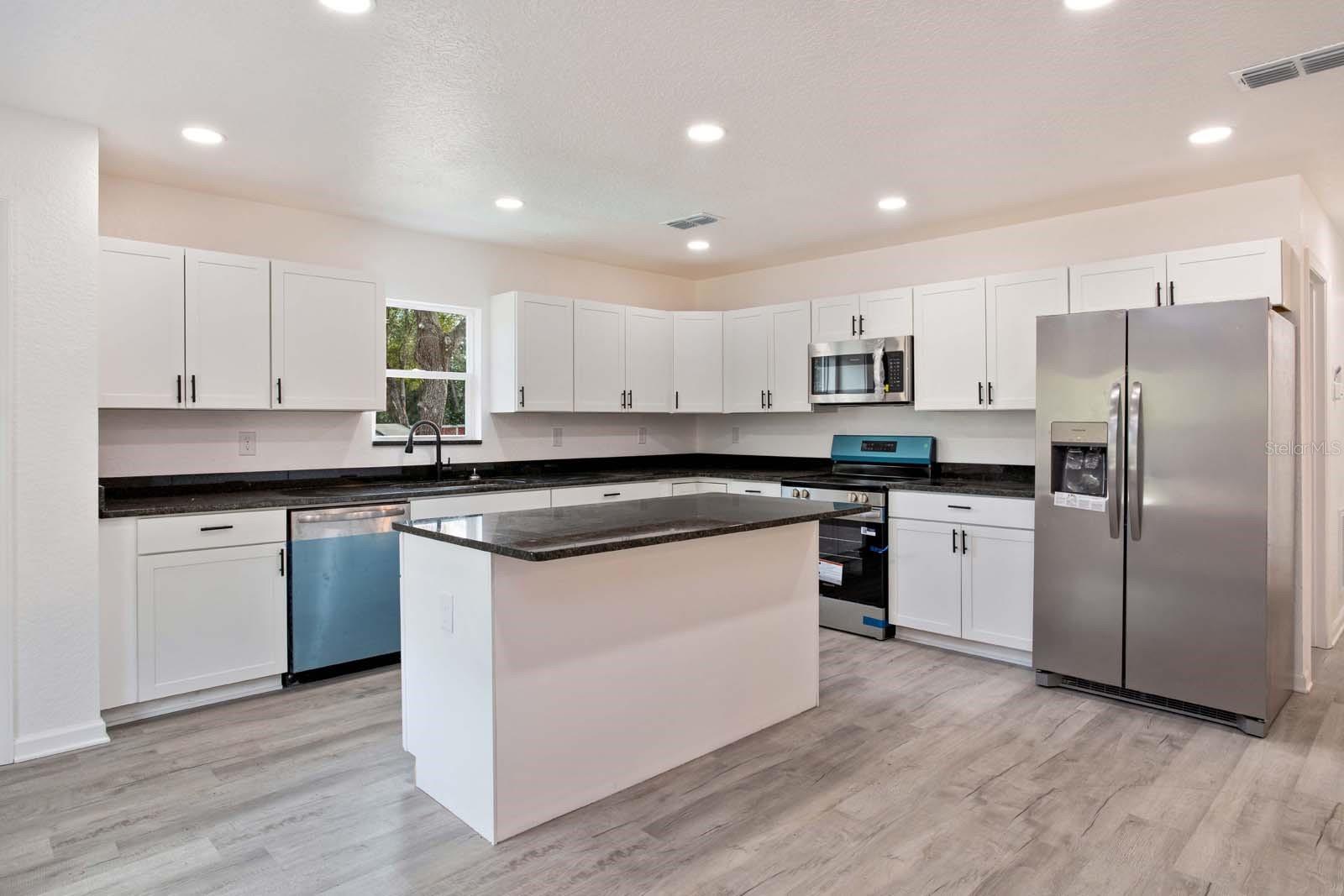 Image 7 of 23 For 4817 Cr 686  