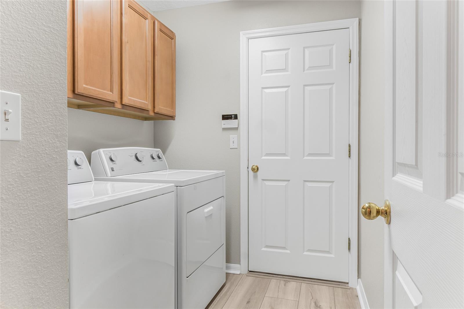 Image 26 of 53 For 1037 Bluegrass Drive