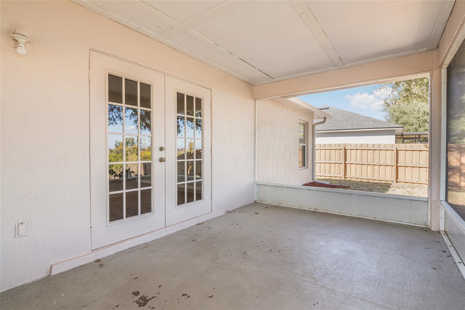 Image 35 of 53 For 1037 Bluegrass Drive