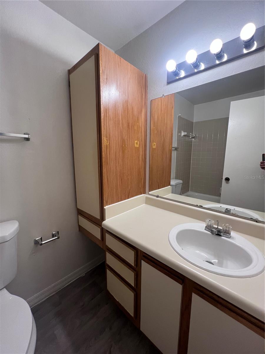 Image 8 of 10 For 1061 Hiawassee Road 1724