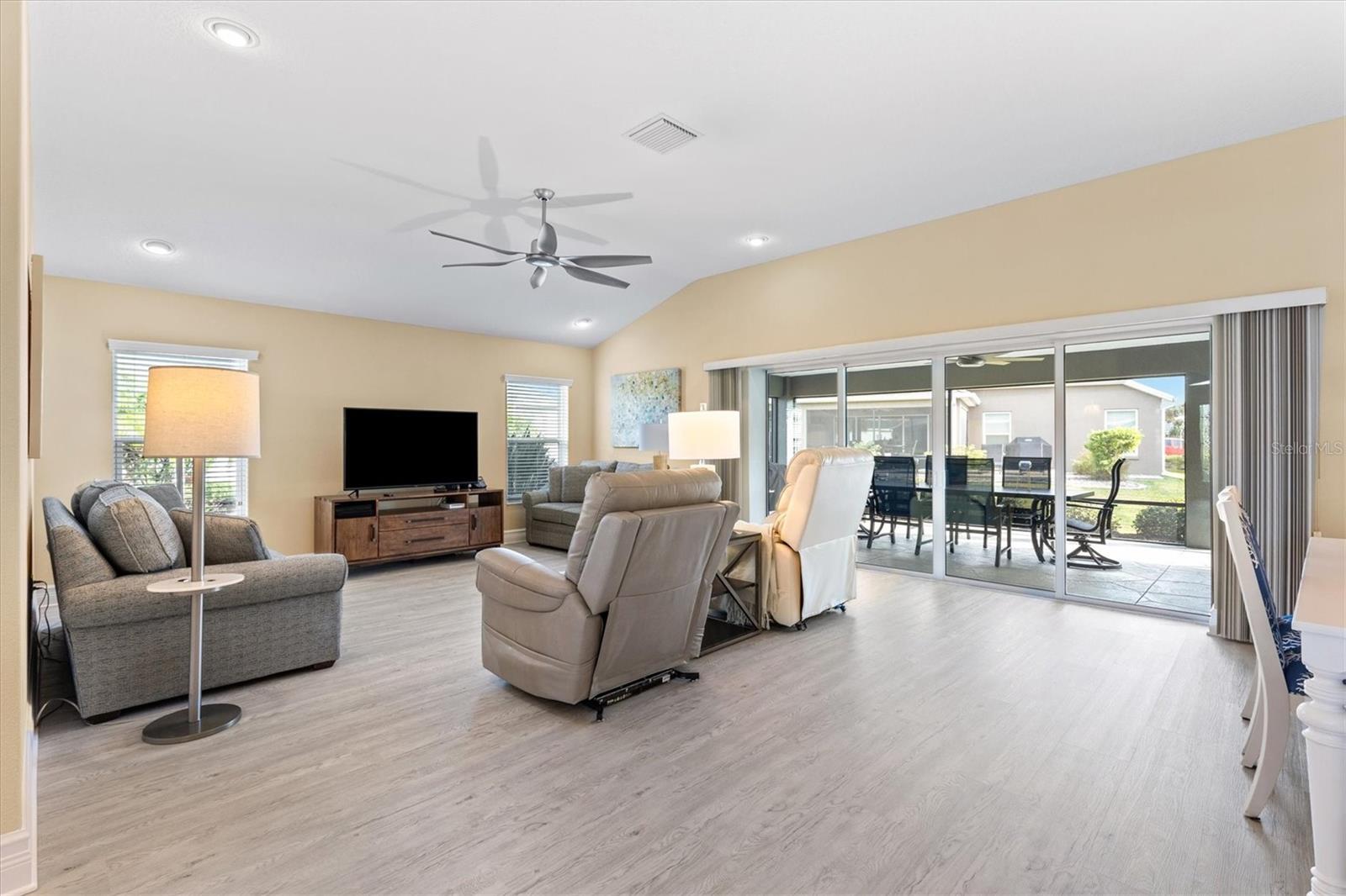 Image 13 of 49 For 2098 Foust Place