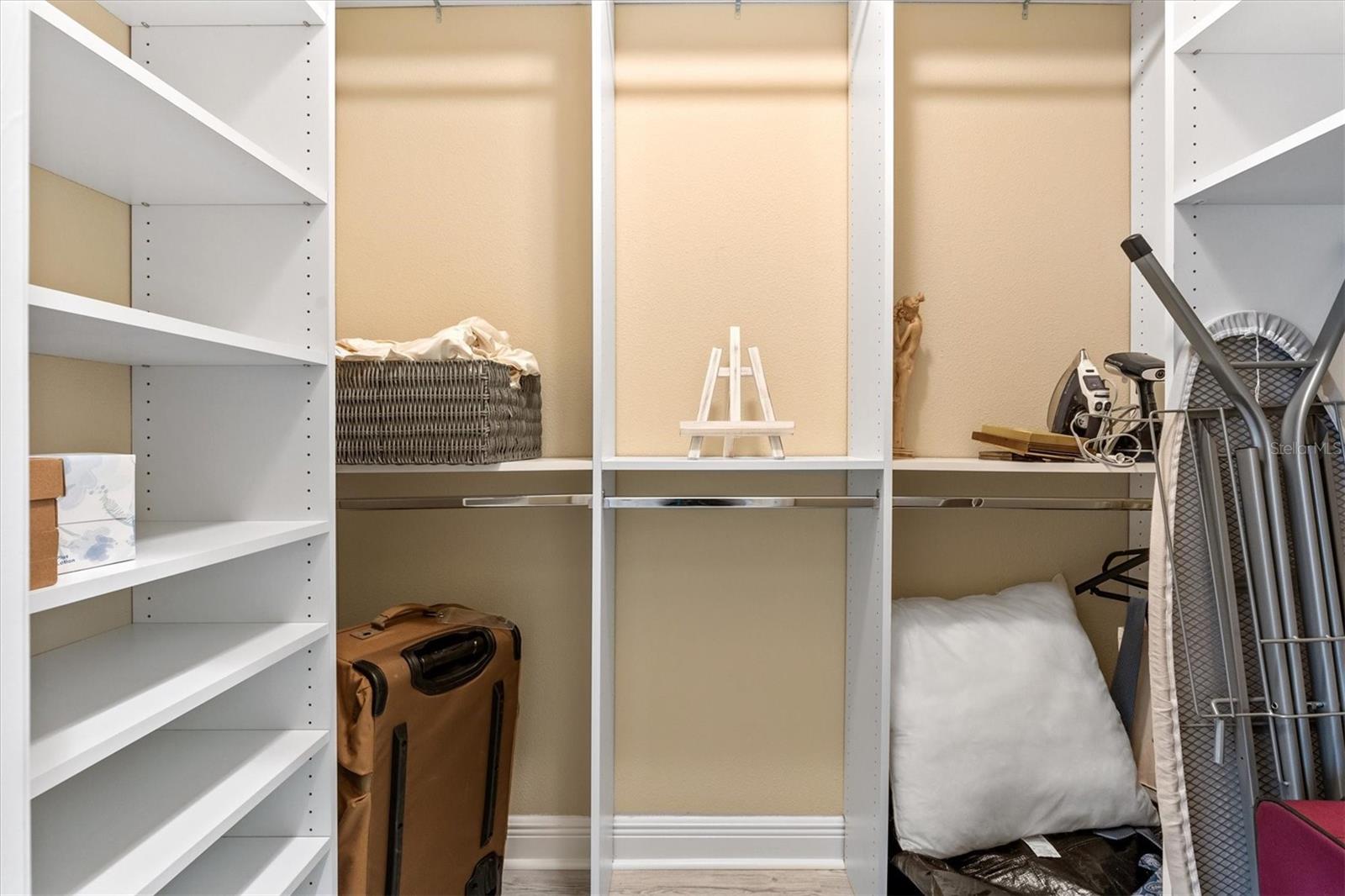 Image 18 of 49 For 2098 Foust Place