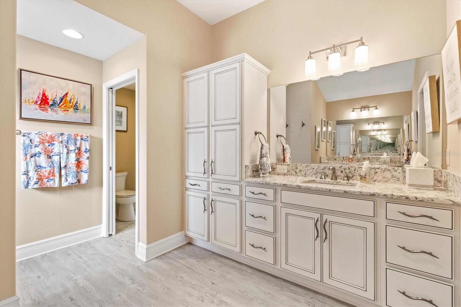 Image 19 of 49 For 2098 Foust Place